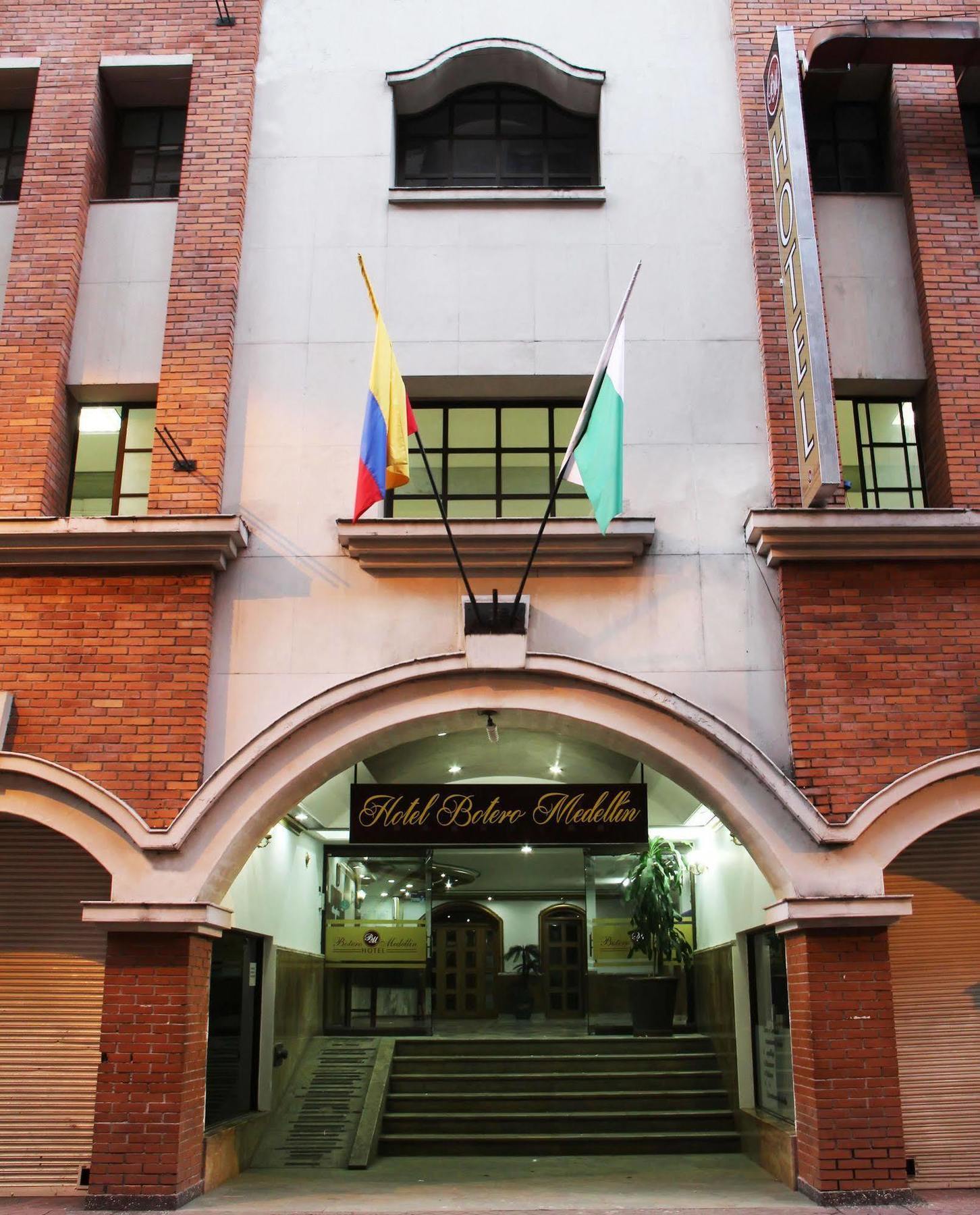Ayenda 1235 Botero Hotel Medellín Exterior foto